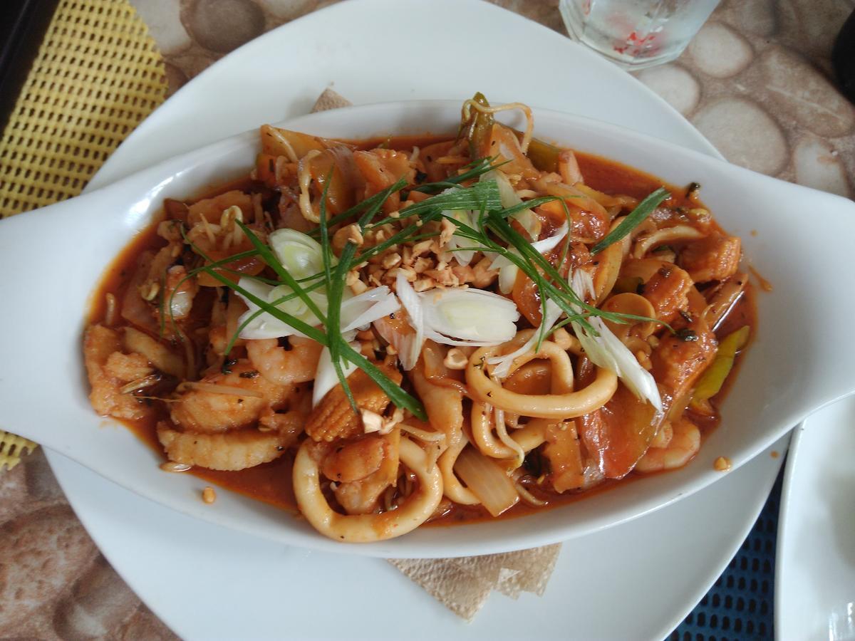 Mango'S Beachfront Resort Олонгапо Екстериор снимка